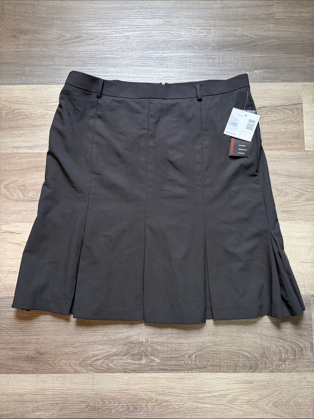 Sag Harbor Missy Moonstruck Black Pleated Skirt